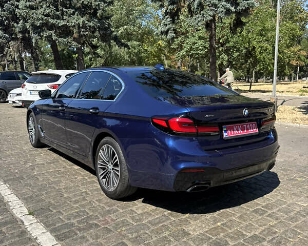 Синій БМВ 5 Серія, об'ємом двигуна 3 л та пробігом 144 тис. км за 31000 $, фото 5 на Automoto.ua
