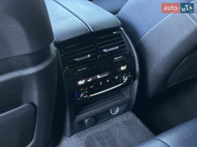 БМВ 5 Серия 2017 в Одессе на Automoto.ua Синий БМВ 5 Серия, объемом двигателя 3 л и пробегом 159 тыс. км за 33900 $, фото 20 на Automoto.ua