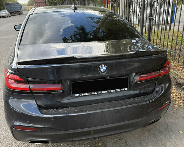 Синий БМВ 5 Серия, объемом двигателя 2 л и пробегом 225 тыс. км за 28000 $, фото 4 на Automoto.ua