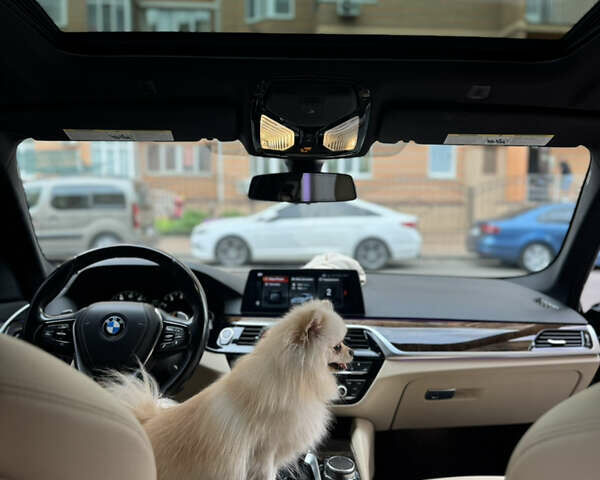 БМВ 5 Серия 2017 в Одессе на Automoto.ua Синий БМВ 5 Серия, объемом двигателя 2 л и пробегом 130 тыс. км за 26000 $, фото 11 на Automoto.ua