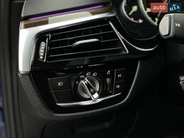 Синій БМВ 5 Серія, об'ємом двигуна 2 л та пробігом 240 тис. км за 22999 $, фото 21 на Automoto.ua