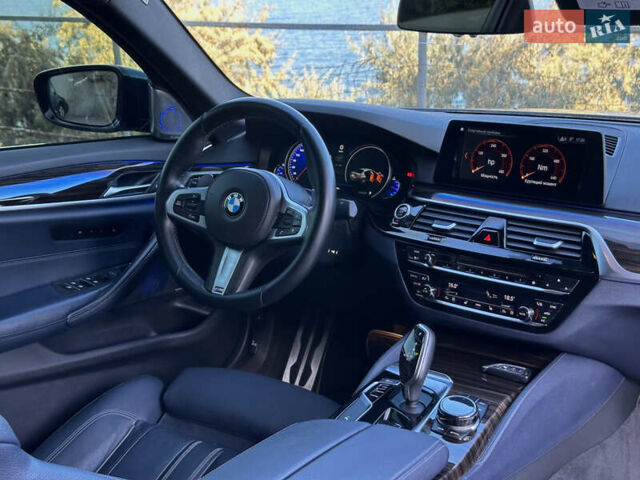 БМВ 5 Серия 2017 в Одессе на Automoto.ua Синий БМВ 5 Серия, объемом двигателя 3 л и пробегом 159 тыс. км за 33900 $, фото 22 на Automoto.ua