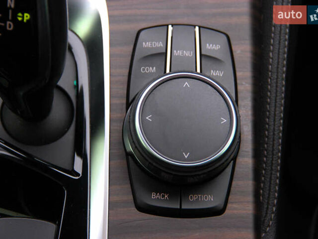 Синій БМВ 5 Серія, об'ємом двигуна 2 л та пробігом 62 тис. км за 31000 $, фото 53 на Automoto.ua