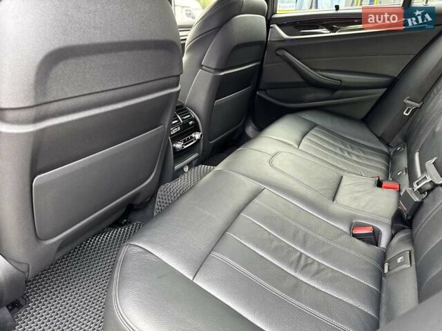 Синий БМВ 5 Серия, объемом двигателя 2.99 л и пробегом 217 тыс. км за 35200 $, фото 30 на Automoto.ua