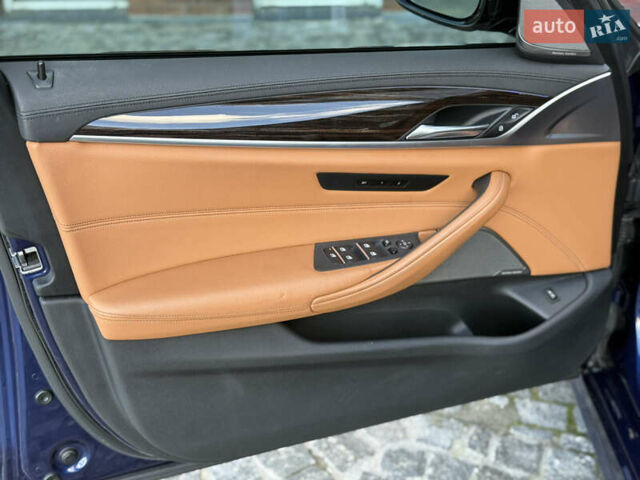 Синій БМВ 5 Серія, об'ємом двигуна 3 л та пробігом 98 тис. км за 28299 $, фото 26 на Automoto.ua
