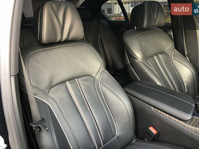 БМВ 5 Серия 2017 в Львове на Automoto.ua Синий БМВ 5 Серия, объемом двигателя 3 л и пробегом 160 тыс. км за 31000 $, фото 33 на Automoto.ua