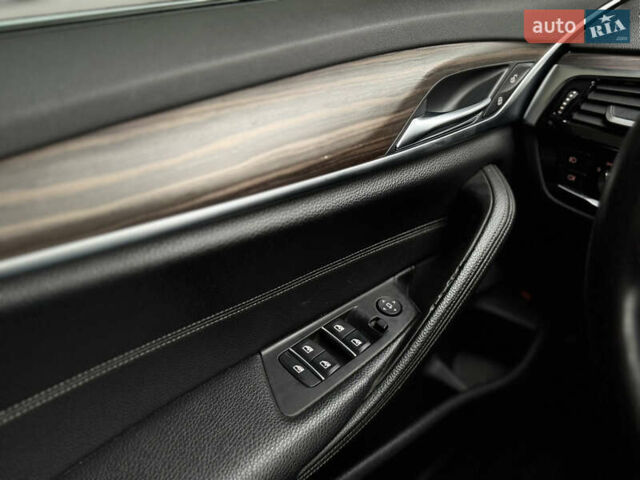 Синий БМВ 5 Серия, объемом двигателя 3 л и пробегом 171 тыс. км за 33999 $, фото 14 на Automoto.ua