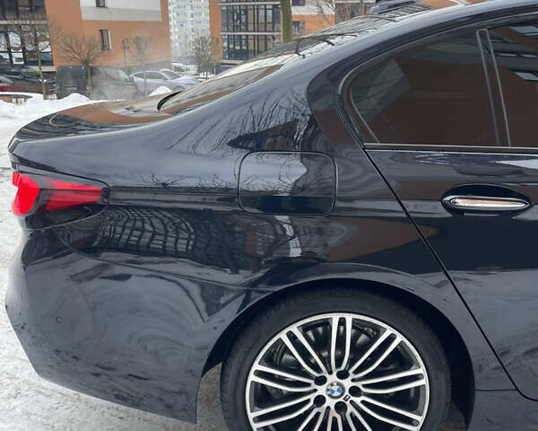 Синий БМВ 5 Серия, объемом двигателя 2 л и пробегом 290 тыс. км за 22000 $, фото 17 на Automoto.ua