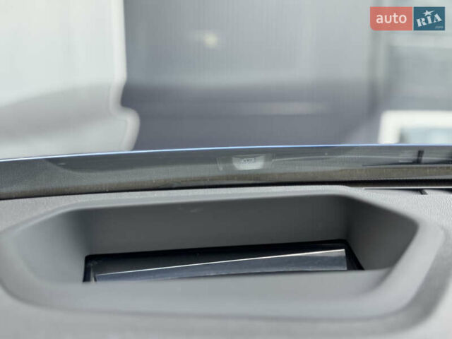 Синий БМВ 5 Серия, объемом двигателя 3 л и пробегом 100 тыс. км за 38750 $, фото 31 на Automoto.ua