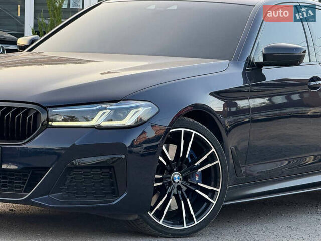 Синий БМВ 5 Серия, объемом двигателя 3 л и пробегом 138 тыс. км за 39500 $, фото 2 на Automoto.ua
