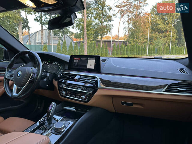 Синій БМВ 5 Серія, об'ємом двигуна 2 л та пробігом 105 тис. км за 27000 $, фото 26 на Automoto.ua