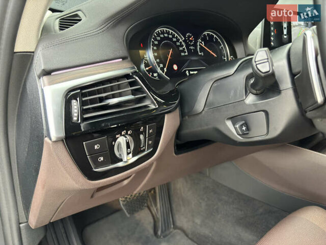 Синий БМВ 5 Серия, объемом двигателя 2 л и пробегом 191 тыс. км за 27900 $, фото 12 на Automoto.ua