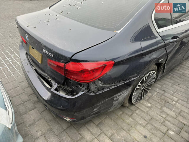 Синий БМВ 5 Серия, объемом двигателя 2 л и пробегом 139 тыс. км за 15300 $, фото 21 на Automoto.ua