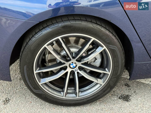 БМВ 5 Серія 2018 у Києві на Automoto.ua Синій БМВ 5 Серія, об'ємом двигуна 2 л та пробігом 97 тис. км за 29999 $, фото 14 на Automoto.ua