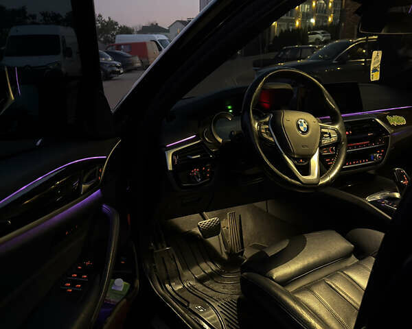 Синій БМВ 5 Серія, об'ємом двигуна 3 л та пробігом 98 тис. км за 33999 $, фото 27 на Automoto.ua