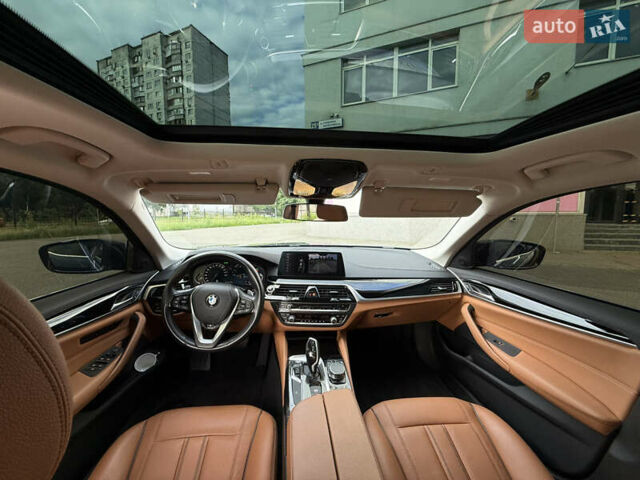 БМВ 5 Серія 2018 у Києві на Automoto.ua Синій БМВ 5 Серія, об'ємом двигуна 2 л та пробігом 97 тис. км за 29999 $, фото 28 на Automoto.ua