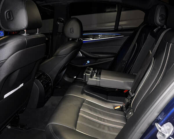 Синий БМВ 5 Серия, объемом двигателя 3 л и пробегом 118 тыс. км за 35000 $, фото 15 на Automoto.ua