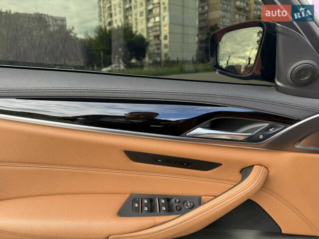 БМВ 5 Серія 2018 у Києві на Automoto.ua Синій БМВ 5 Серія, об'ємом двигуна 2 л та пробігом 97 тис. км за 29999 $, фото 31 на Automoto.ua