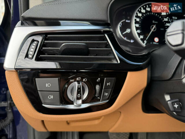 БМВ 5 Серія 2018 у Києві на Automoto.ua Синій БМВ 5 Серія, об'ємом двигуна 2 л та пробігом 97 тис. км за 29999 $, фото 38 на Automoto.ua
