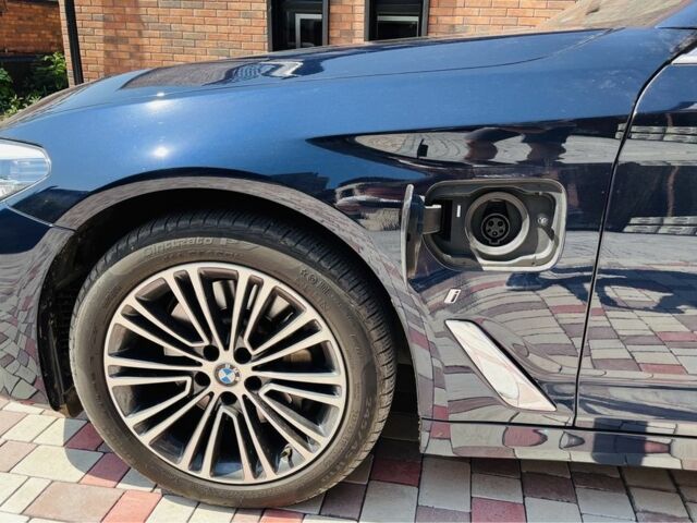 Синій БМВ 5 Серія, об'ємом двигуна 2 л та пробігом 63 тис. км за 31000 $, фото 9 на Automoto.ua