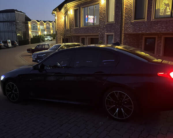 Синий БМВ 5 Серия, объемом двигателя 3 л и пробегом 98 тыс. км за 36500 $, фото 4 на Automoto.ua