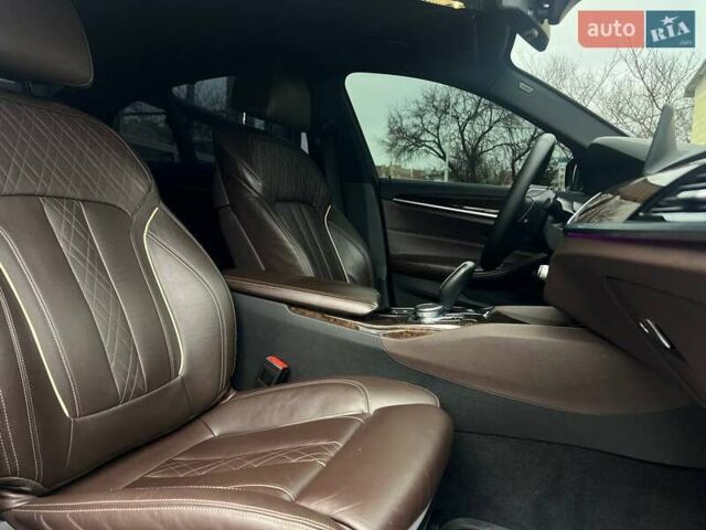 Синій БМВ 5 Серія, об'ємом двигуна 2 л та пробігом 240 тис. км за 28000 $, фото 21 на Automoto.ua