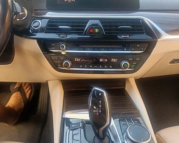 Синій БМВ 5 Серія, об'ємом двигуна 2 л та пробігом 254 тис. км за 24800 $, фото 19 на Automoto.ua