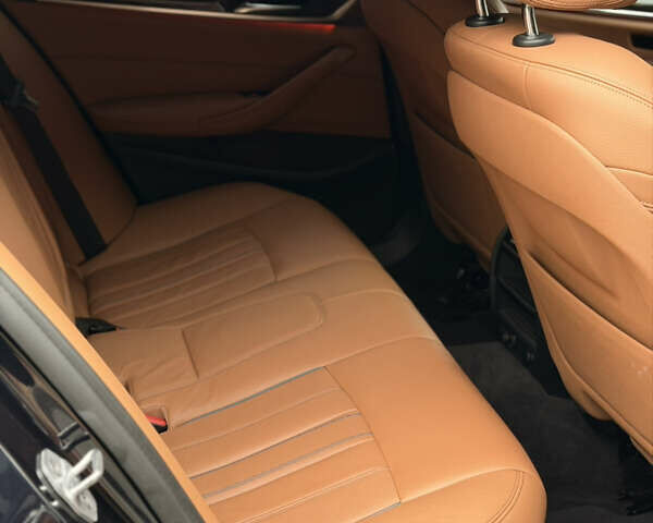 Синий БМВ 5 Серия, объемом двигателя 3 л и пробегом 120 тыс. км за 36000 $, фото 18 на Automoto.ua