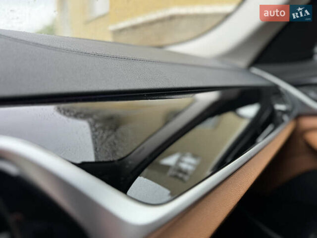 Синий БМВ 5 Серия, объемом двигателя 2.99 л и пробегом 347 тыс. км за 29990 $, фото 26 на Automoto.ua