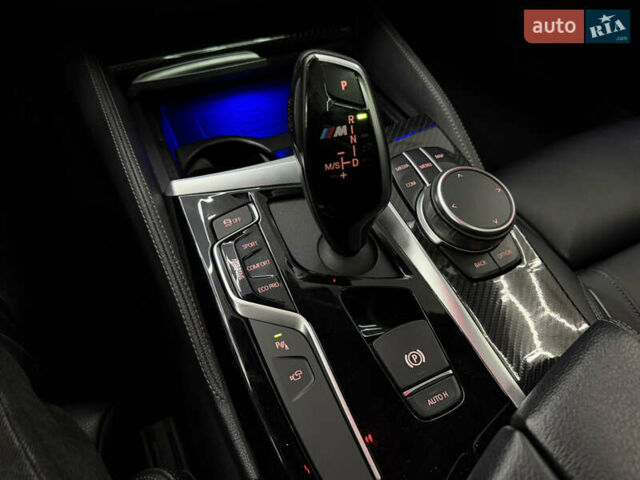 Синий БМВ 5 Серия, объемом двигателя 4.4 л и пробегом 88 тыс. км за 50000 $, фото 21 на Automoto.ua