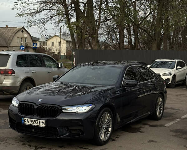 Синий БМВ 5 Серия, объемом двигателя 2 л и пробегом 122 тыс. км за 32500 $, фото 2 на Automoto.ua