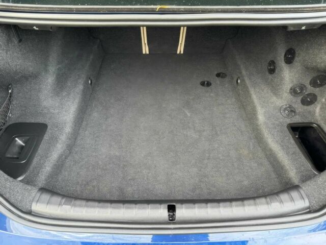 БМВ 5 Серия 2020 в Полтаве на Automoto.ua Синий БМВ 5 Серия, объемом двигателя 2 л и пробегом 33 тыс. км за 11500 $, фото 10 на Automoto.ua