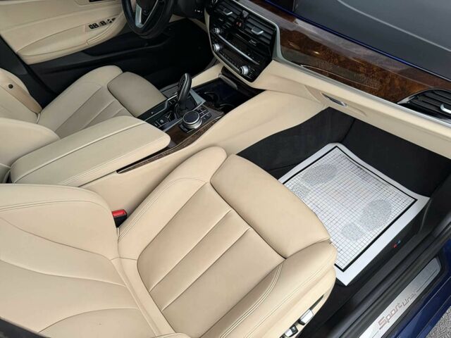 Синий БМВ 5 Серия, объемом двигателя 2 л и пробегом 41 тыс. км за 18900 $, фото 10 на Automoto.ua