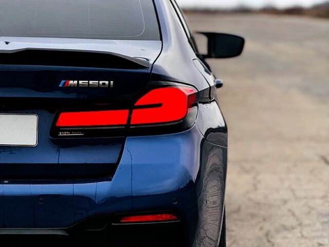 Синий БМВ 5 Серия, объемом двигателя 4.4 л и пробегом 71 тыс. км за 56500 $, фото 3 на Automoto.ua