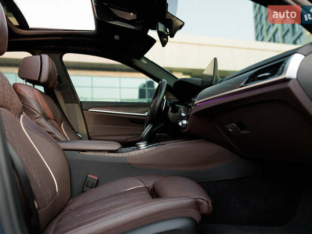 Синий БМВ 5 Серия, объемом двигателя 3 л и пробегом 87 тыс. км за 53000 $, фото 25 на Automoto.ua