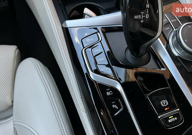 Синий БМВ 5 Серия, объемом двигателя 2 л и пробегом 55 тыс. км за 49900 $, фото 27 на Automoto.ua