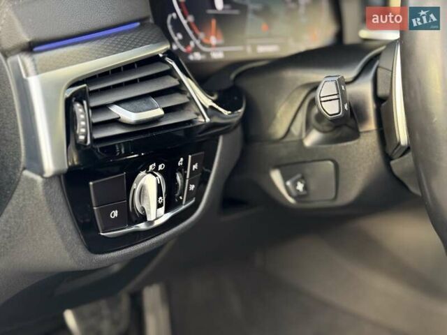 Синий БМВ 5 Серия, объемом двигателя 3 л и пробегом 181 тыс. км за 42500 $, фото 32 на Automoto.ua