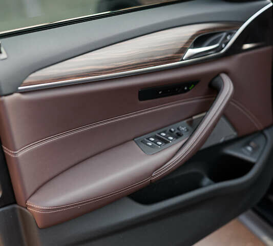 Синий БМВ 5 Серия, объемом двигателя 3 л и пробегом 87 тыс. км за 53000 $, фото 22 на Automoto.ua