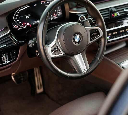 Синий БМВ 5 Серия, объемом двигателя 3 л и пробегом 87 тыс. км за 53000 $, фото 15 на Automoto.ua