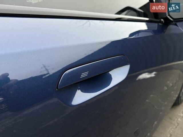 Синий БМВ 5 Серия, объемом двигателя 2 л и пробегом 38 тыс. км за 69700 $, фото 27 на Automoto.ua
