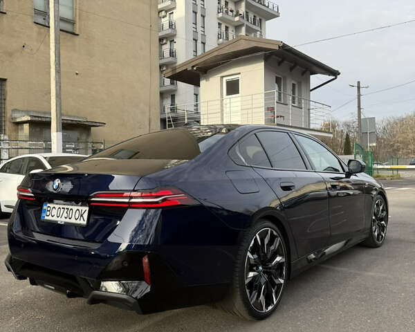 Синий БМВ 5 Серия, объемом двигателя 2 л и пробегом 33 тыс. км за 86900 $, фото 6 на Automoto.ua