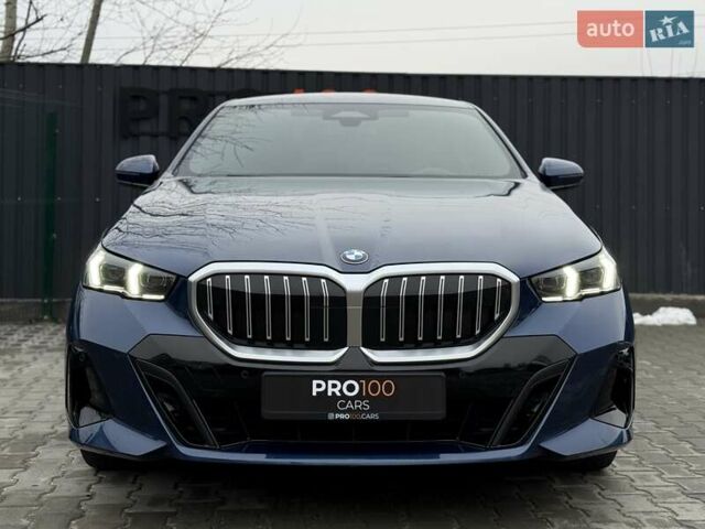 Синий БМВ 5 Серия, объемом двигателя 2 л и пробегом 38 тыс. км за 69700 $, фото 4 на Automoto.ua