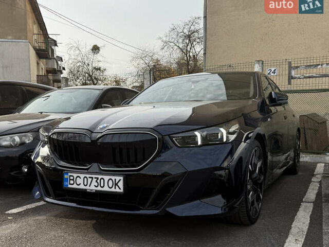 Синий БМВ 5 Серия, объемом двигателя 2 л и пробегом 33 тыс. км за 86900 $, фото 5 на Automoto.ua