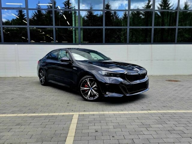 БМВ 5 Серия 2025 в Черновцах на Automoto.ua Синий БМВ 5 Серия, объемом двигателя 0 л и пробегом 2 тыс. км за 28000 $, фото 2 на Automoto.ua