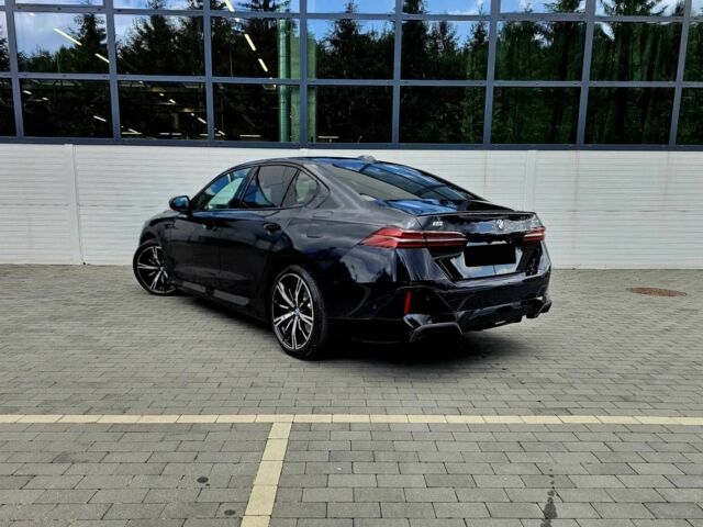 БМВ 5 Серия 2025 в Черновцах на Automoto.ua Синий БМВ 5 Серия, объемом двигателя 0 л и пробегом 2 тыс. км за 28000 $, фото 4 на Automoto.ua