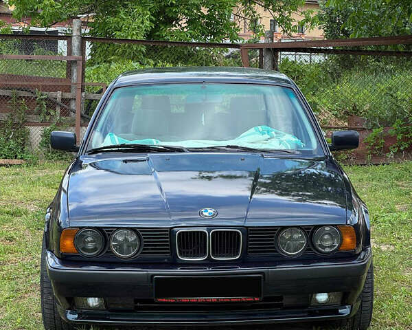 Синий БМВ 5 Серия, объемом двигателя 2.8 л и пробегом 324 тыс. км за 6400 $, фото 1 на Automoto.ua