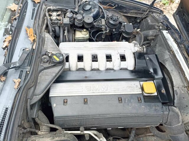 Синий БМВ 5 Серия, объемом двигателя 2.5 л и пробегом 35 тыс. км за 1200 $, фото 1 на Automoto.ua