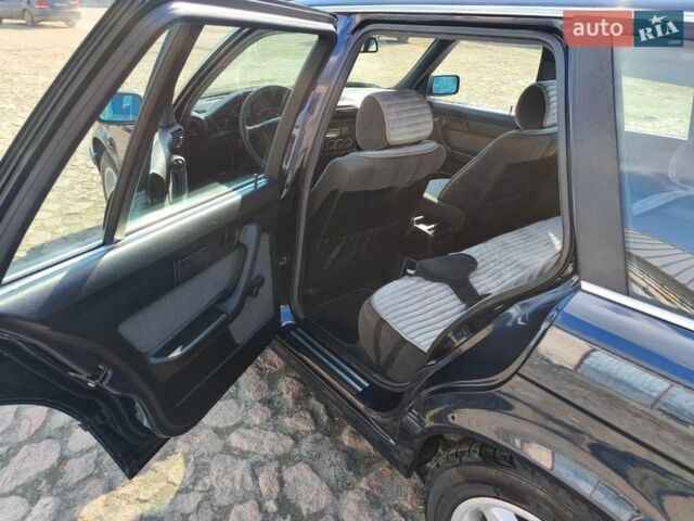 Синій БМВ 5 Серія, об'ємом двигуна 2 л та пробігом 205 тис. км за 5300 $, фото 11 на Automoto.ua