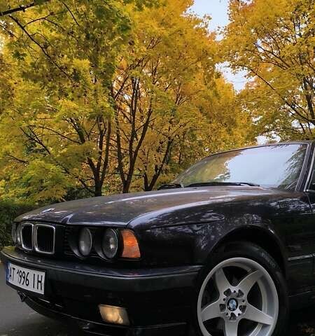 Синий БМВ 5 Серия, объемом двигателя 2.5 л и пробегом 335 тыс. км за 4555 $, фото 12 на Automoto.ua