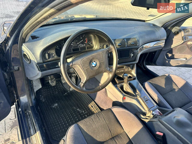 Синій БМВ 5 Серія, об'ємом двигуна 2.5 л та пробігом 460 тис. км за 3650 $, фото 4 на Automoto.ua